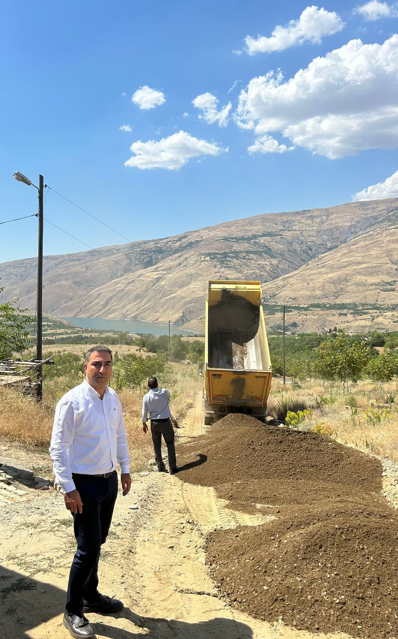 DOĞANYOL BELEDİYESİ RAHAT VE KONFORLU ULAŞIM İÇİN YOL ÇALIŞMALARINI ARALIKSIZ SÜRDÜRÜYOR.