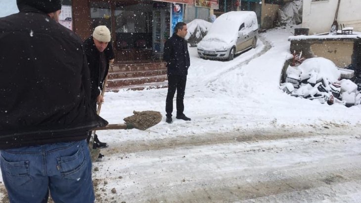 Doğanyol da Kar Temizleme Çalışması